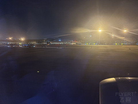 延误加延误，深航PVG-SZX-HAN之600元，SZX超棒休息室美食的廉价之旅[by上海小医生]