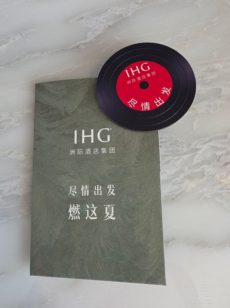 221516ghCpLfxwY7vsrDv4.jpg