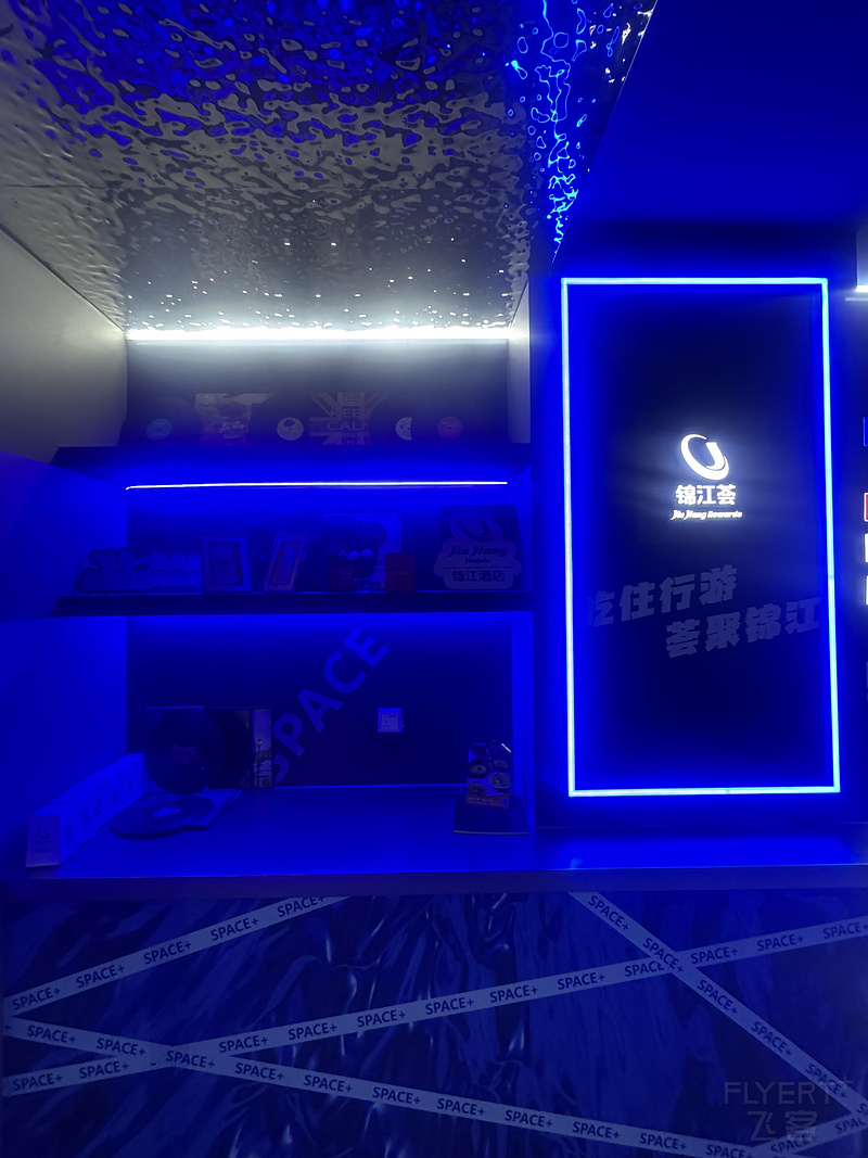 140936ZMEYHDRBWQOFATNP.png