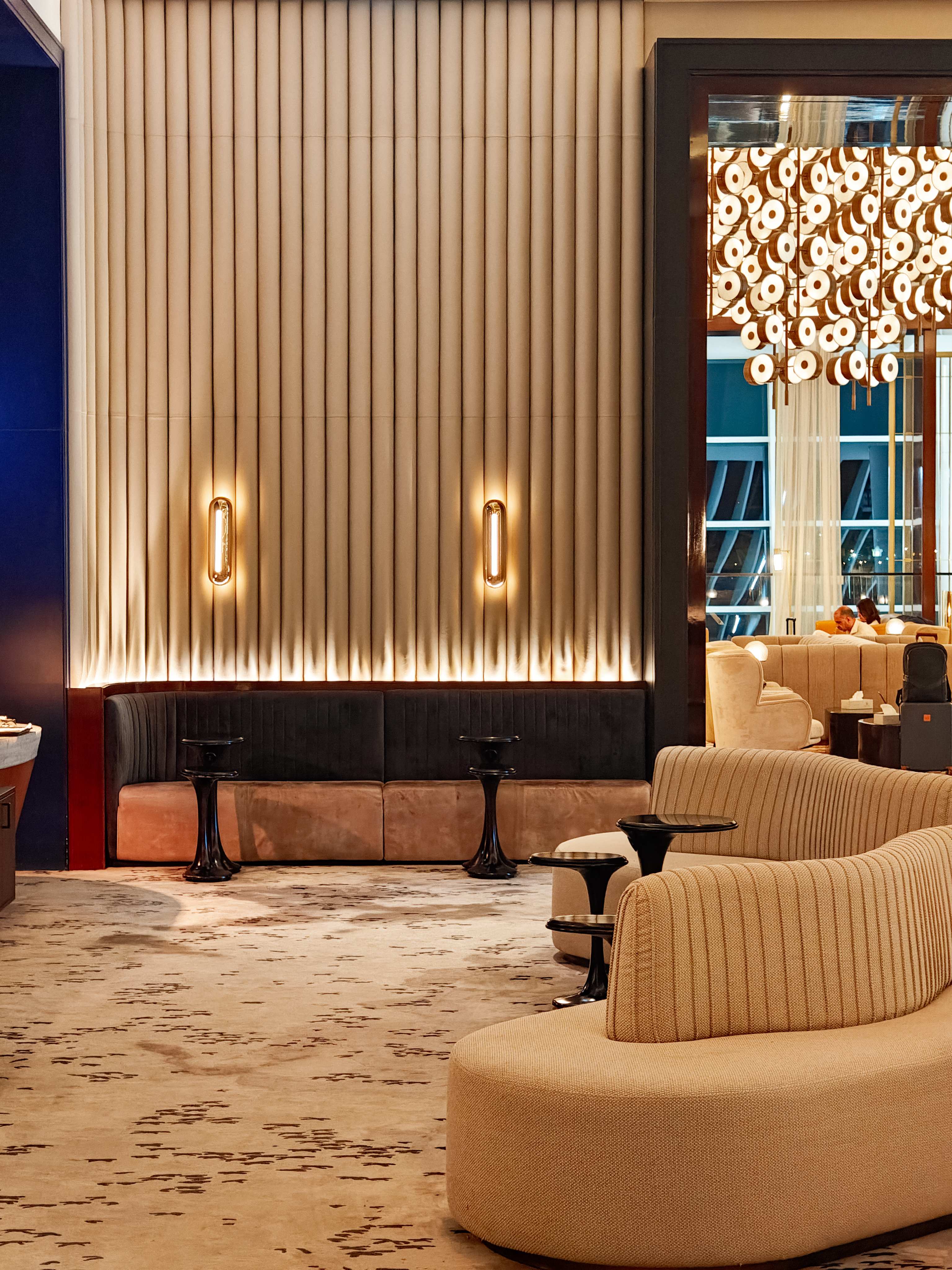 ڻֻ The Pearl Lounge ~