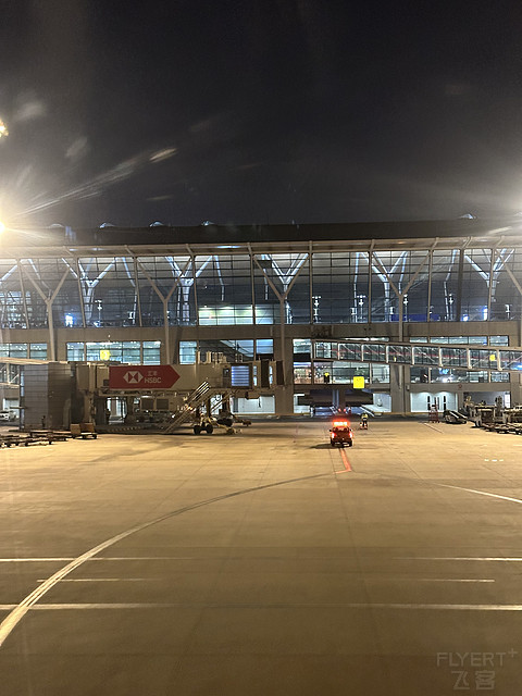 穿行云海，御风而行-SQ836(SIN-PVG)#新加坡航空服务中国内地40周年#