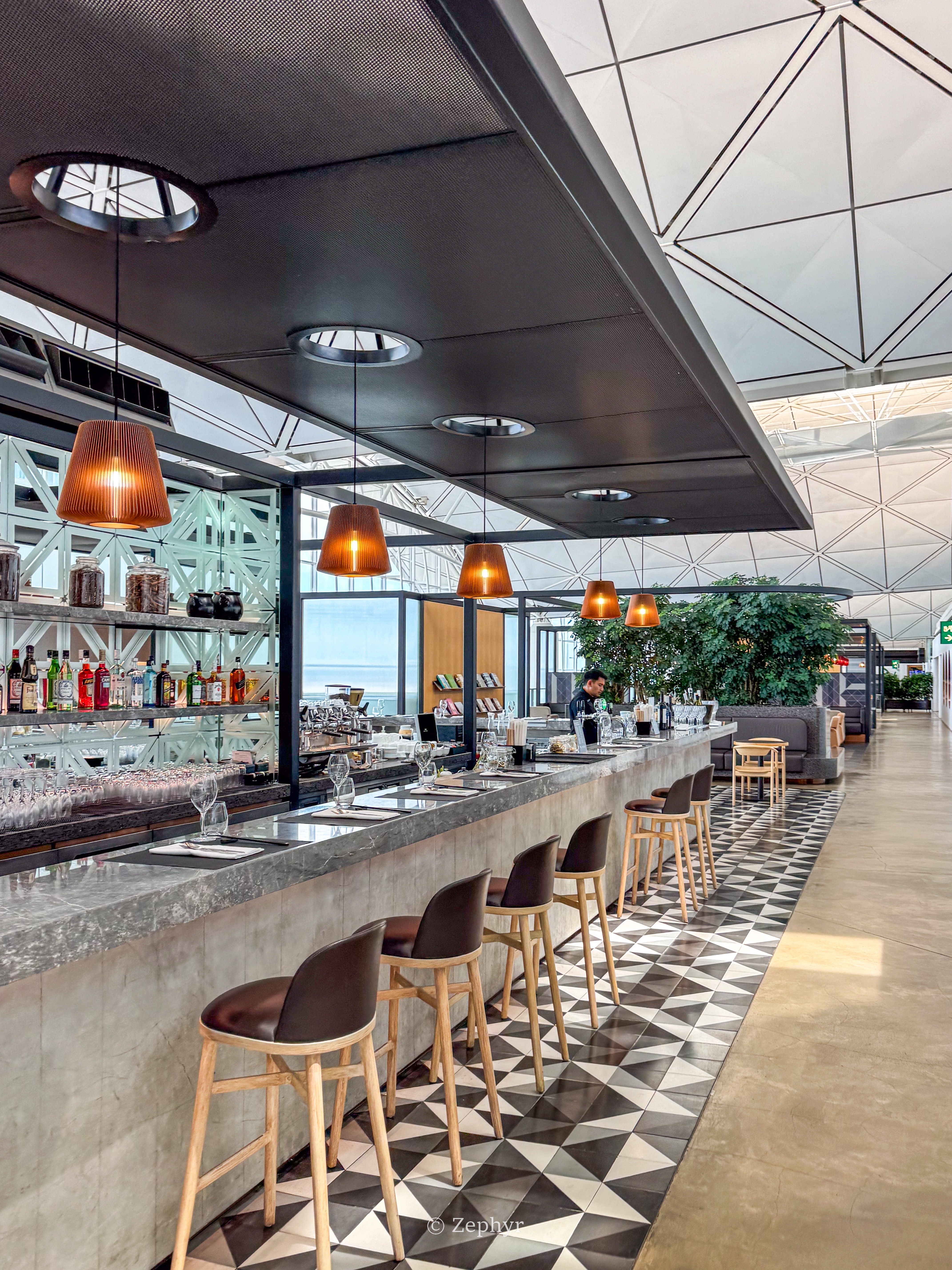 ۻϢҴ֮ ĺ / Amexͨ / Chase / Kyra /  Lounges @ HKG Airport