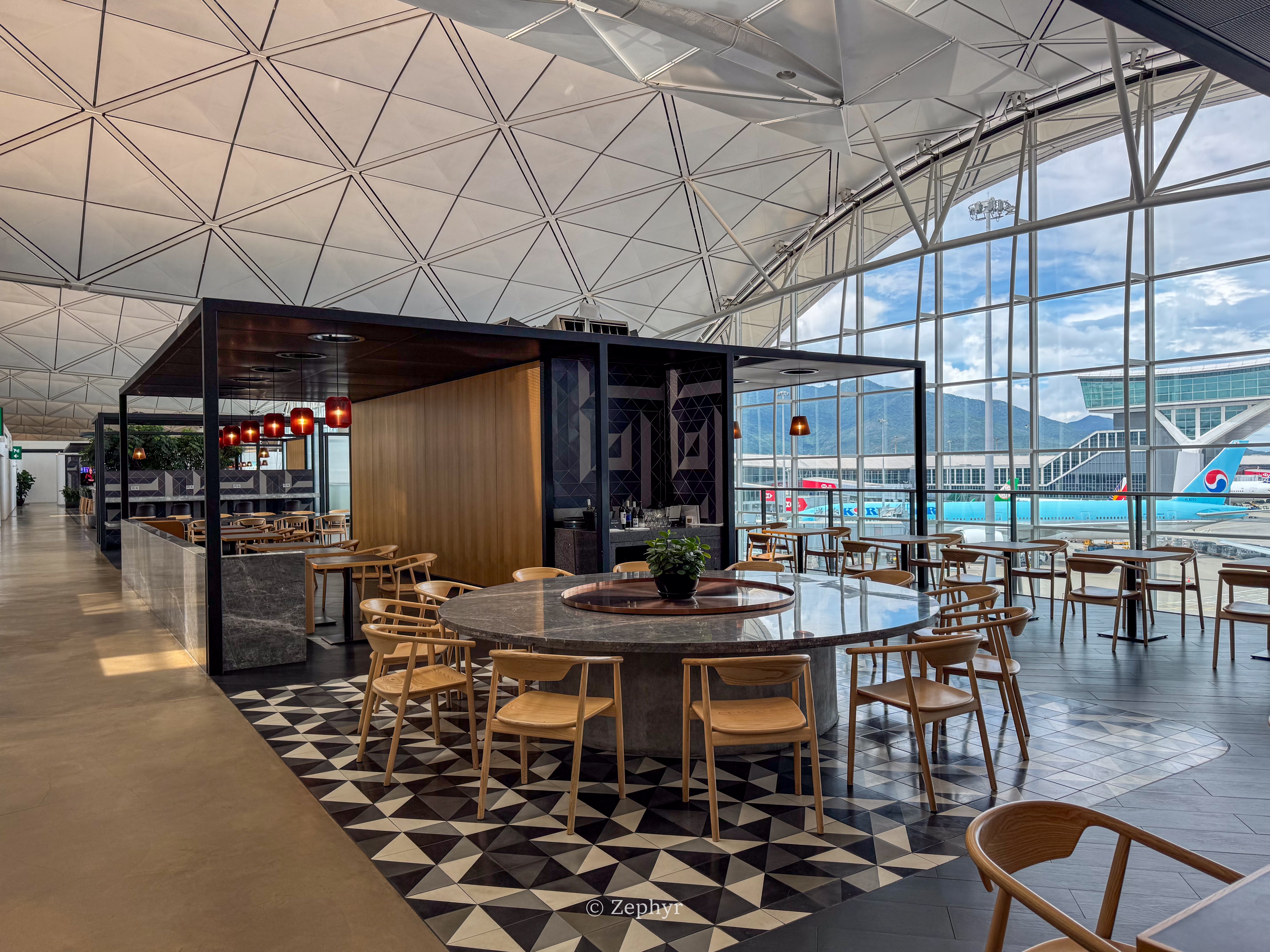 ۻϢҴ֮ ĺ / Amexͨ / Chase / Kyra /  Lounges @ HKG Airport