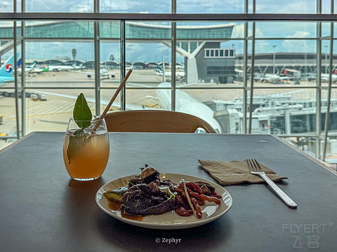 香港机场休息室打卡之 澳航 / Amex运通 / Chase / Kyra / 环亚 Lounges @ HKG Airport