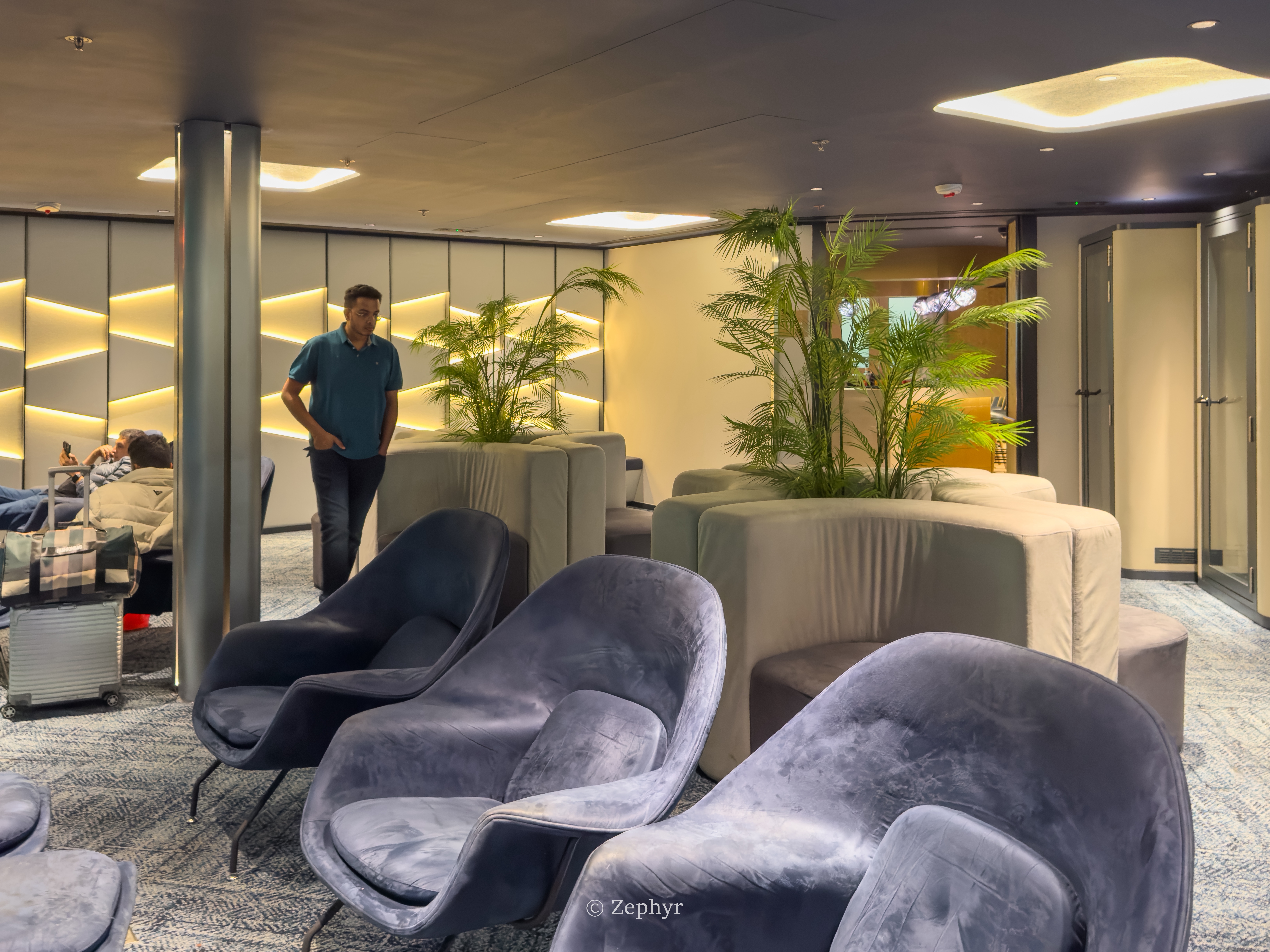 ۻϢҴ֮ ĺ / Amexͨ / Chase / Kyra /  Lounges @ HKG Airport