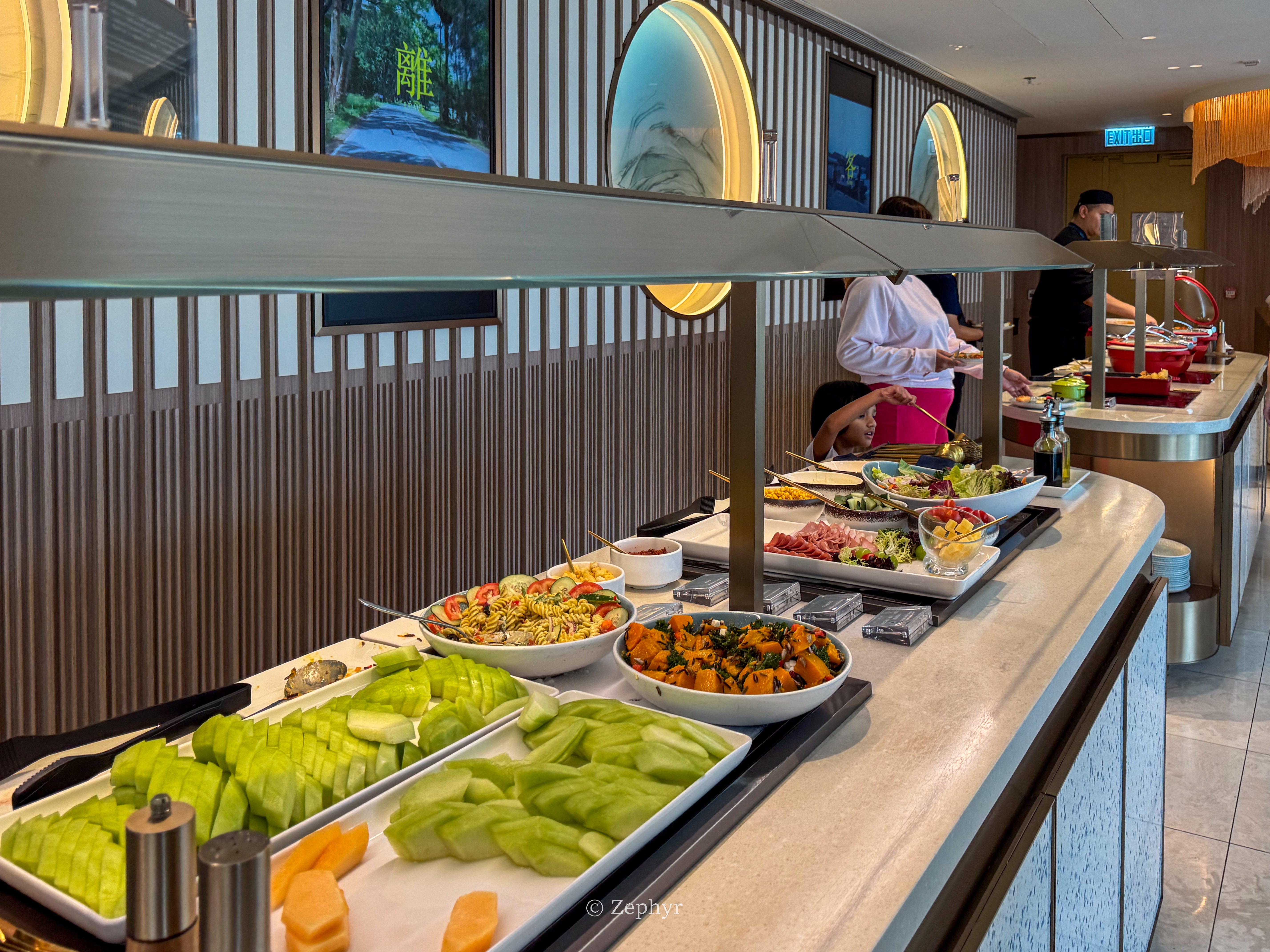 ۻϢҴ֮ ĺ / Amexͨ / Chase / Kyra /  Lounges @ HKG Airport