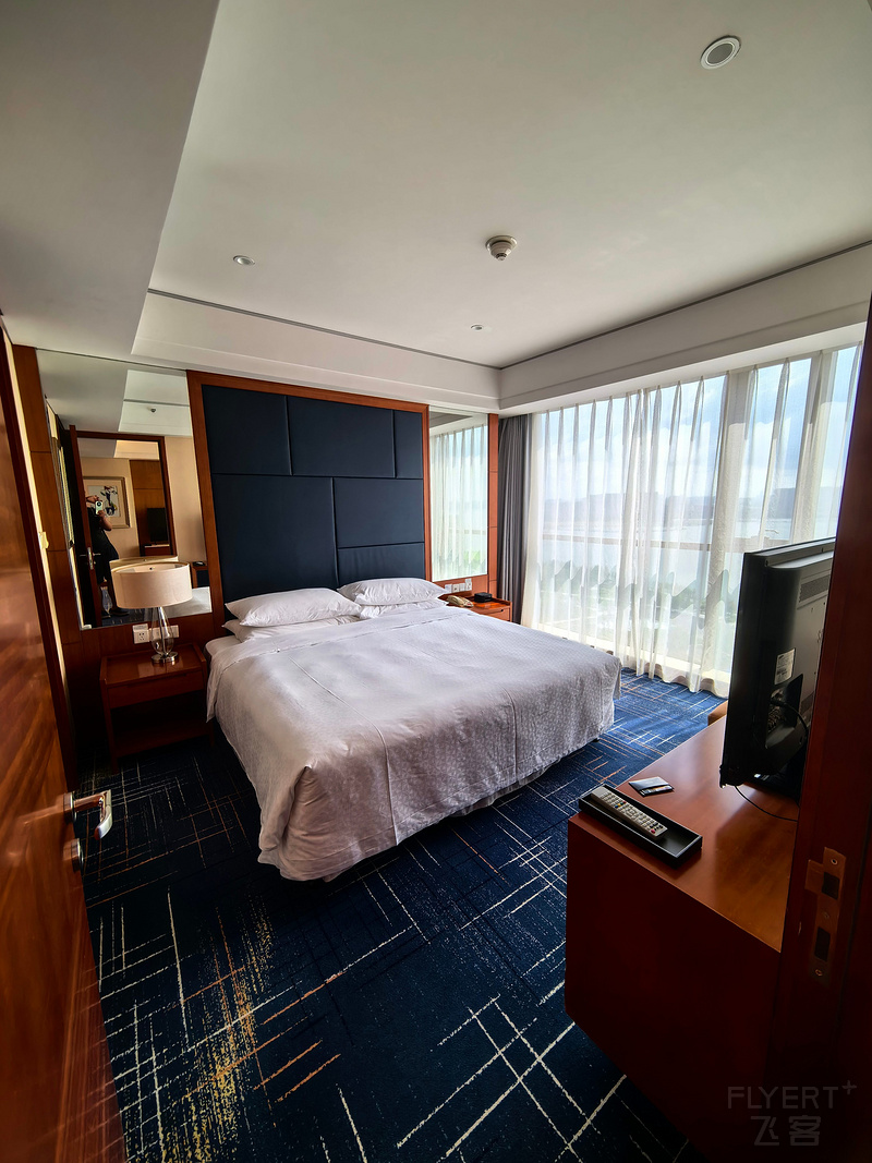 083158hk6e2ohqOJrg7BSt.jpg