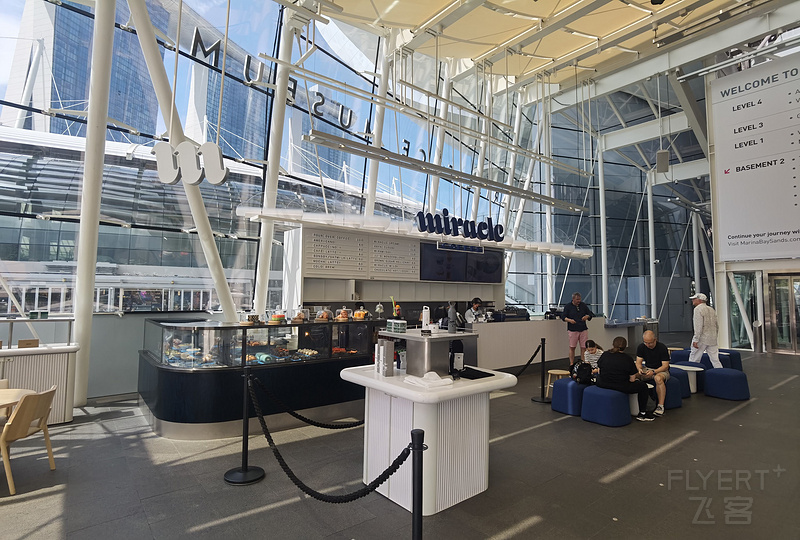 161605HdnGaCxNx0550I4s.jpg