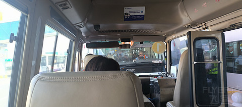 77【连汉线青岛过站幸运未备降 遇熟悉乘务长和3号】MU2518经济舱报告