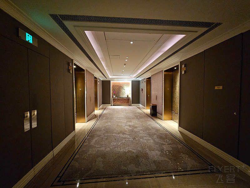 113203SJcIAs7iQFvBkiDH.jpg