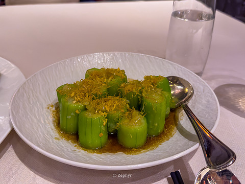 英伦风范 古典狮王｜天津丽思卡尔顿酒店 维多利亚套房体验