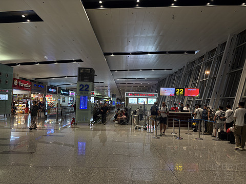 廉航高配休息室-越捷HAN-PVG的红眼旅程和河内越航休息室精致体验[by上海小医生]
