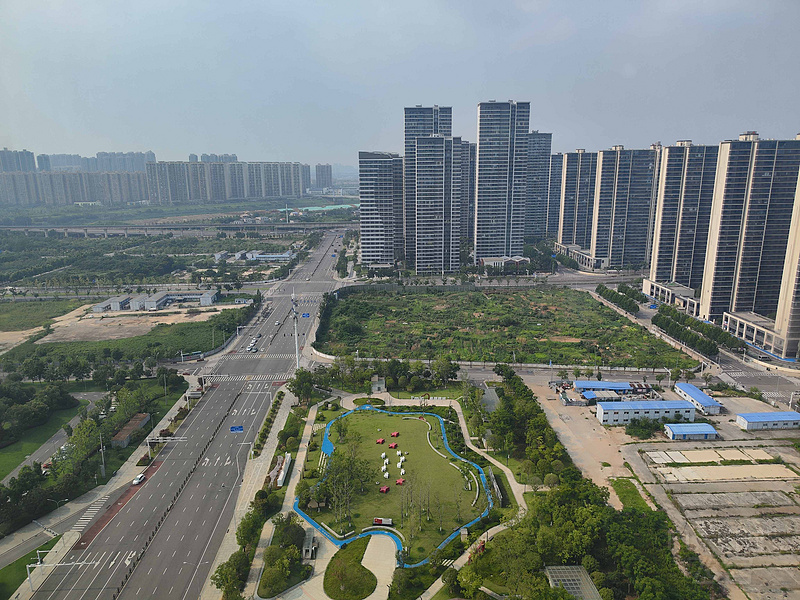 0903166QFJj2eMxp7g2uvk.jpg
