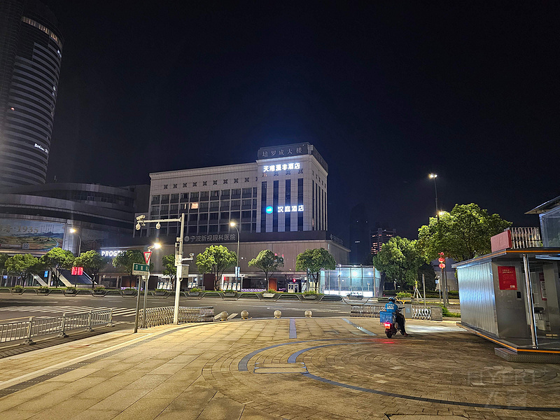 162205iC7STWrIXrx42q2n.jpg