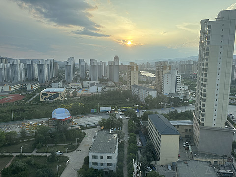 青海海东万枫 开放套&双床房体验
