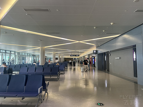 “妈祖巡安，一鹭相伴” 厦门航空 MF8578 | 上海虹桥T1 - 泉州晋江T1 | 经济舱体验