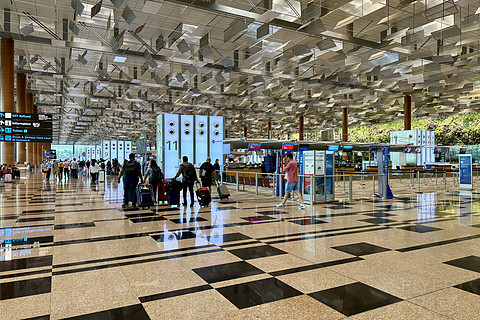 「区域宽体，友商加分」—— 斯里兰卡航空 A332 新加坡—科伦坡 公务舱体验