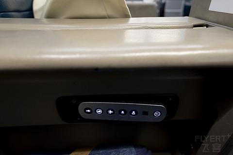 「区域宽体，友商加分」—— 斯里兰卡航空 A332 新加坡—科伦坡 公务舱体验