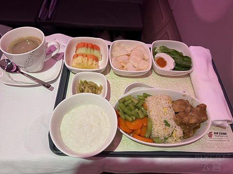 国航雅加达-北京 公务舱 报告 （CA978 CGK-PEK）