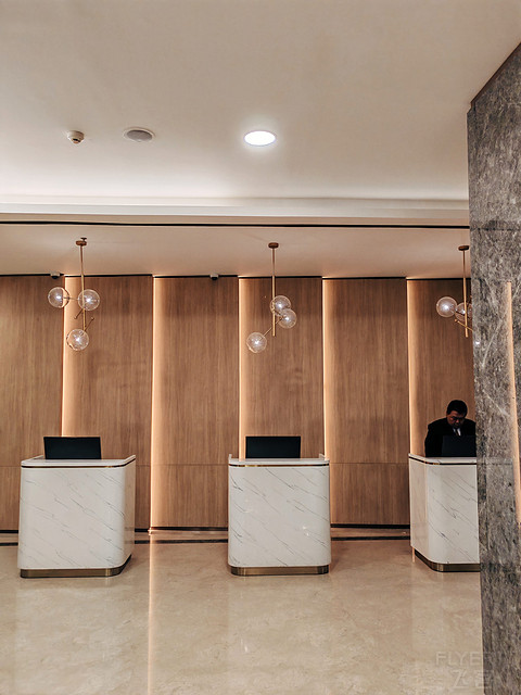 雅加达Semanggi阿雅杜塔酒店顶楼复式套房入住体验