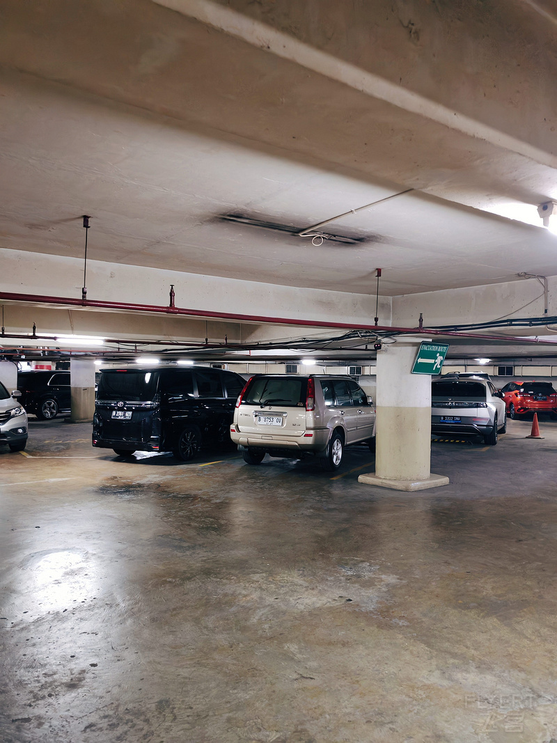050632qX9zel61ebCrC8T4.jpg
