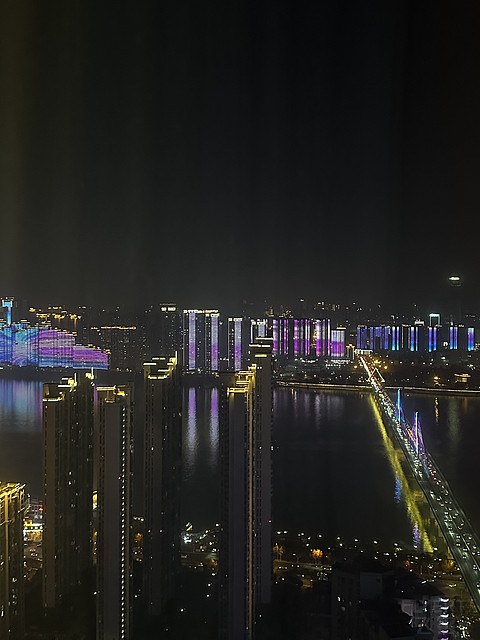 长沙世茂希尔顿—新年首住始于湘江畔