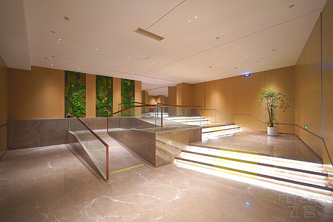 希尔顿在蓬勃发展的重庆！但有家在掉链子 - 重庆江北希尔顿惠庭酒店 套房体验