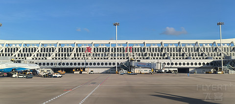 83【搭乘南航737-8鹭岛返汉 亲和友善湖北乘务组 】CZ6940公务舱报告