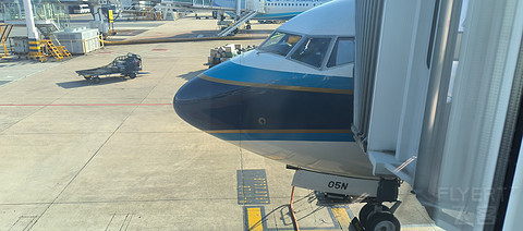 83【搭乘南航737-8鹭岛返汉 亲和友善湖北乘务组 】CZ6940公务舱报告