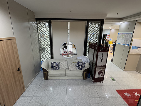 秋林大酒店·博乐火车站店 Qiu Lin Hotel @ Bole