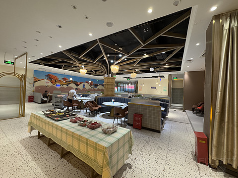 秋林大酒店·博乐火车站店 Qiu Lin Hotel @ Bole