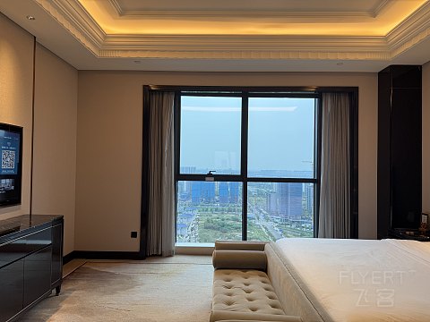 成都天府皇冠假日酒店