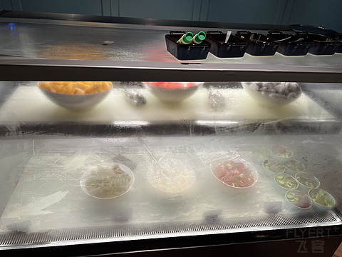 打卡送水世界的洲至奢选上海冰雪世界酒店