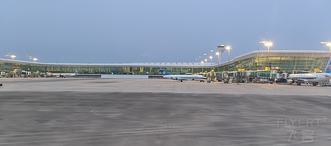 83【搭乘南航737-8鹭岛返汉 亲和友善湖北乘务组 】CZ6940公务舱报告