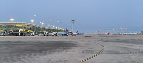 83【搭乘南航737-8鹭岛返汉 亲和友善湖北乘务组 】CZ6940公务舱报告