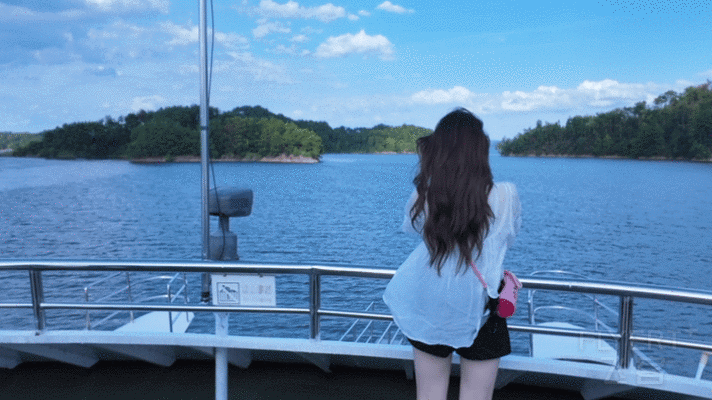 104937REYZFARHESSBHCBN.gif 104937REYZFARHESSBHCBN.gif