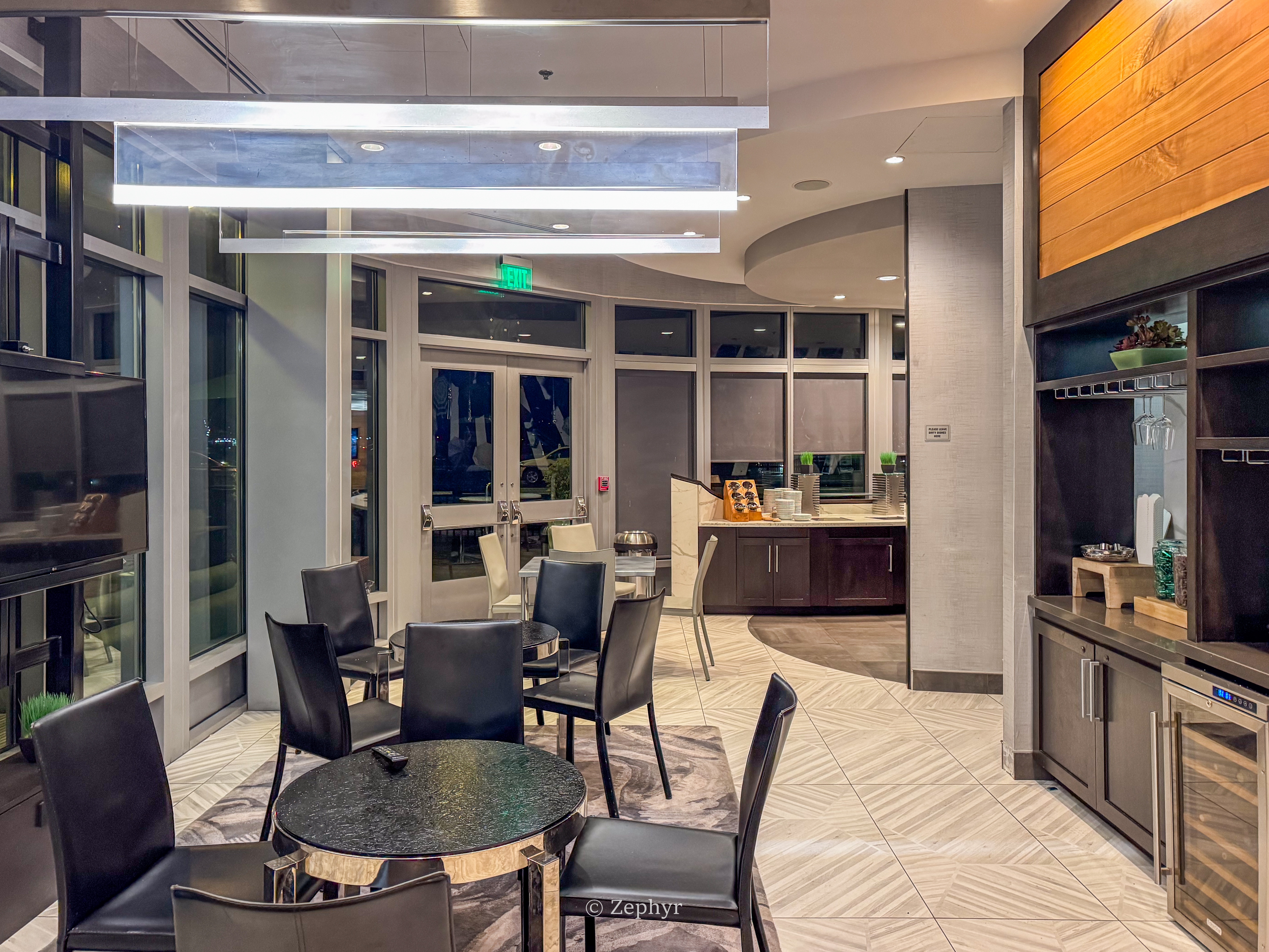 ˮܣͼƵ - ƥ˹ҹ԰ Seattle Marriott Waterfront
