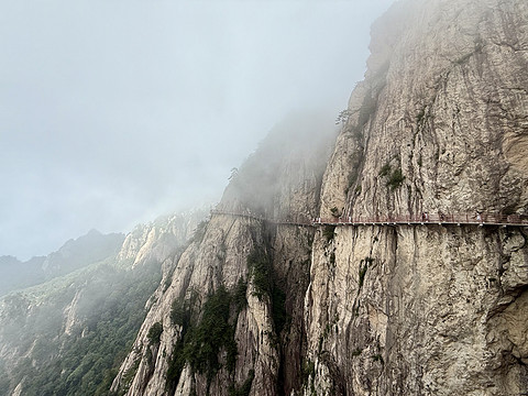 打卡老君山/落脚洛阳万豪/为旅行加分