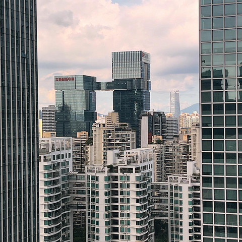 深圳湾希尔顿逸林：高级工地全季