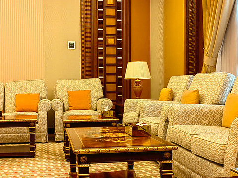 白袍拂过金樽影，红海潮生琉璃厅-行政海景单卧套房@The Ritz-Carlton, Jeddah