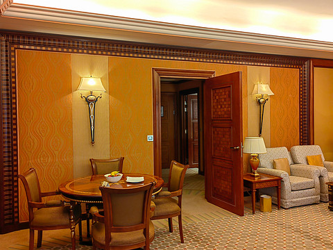 白袍拂过金樽影，红海潮生琉璃厅-行政海景单卧套房@The Ritz-Carlton, Jeddah