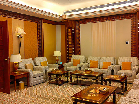 白袍拂过金樽影，红海潮生琉璃厅-行政海景单卧套房@The Ritz-Carlton, Jeddah