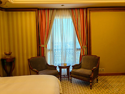 白袍拂过金樽影，红海潮生琉璃厅-行政海景单卧套房@The Ritz-Carlton, Jeddah