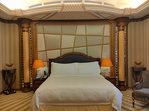 白袍拂过金樽影，红海潮生琉璃厅-行政海景单卧套房@The Ritz-Carlton, Jeddah