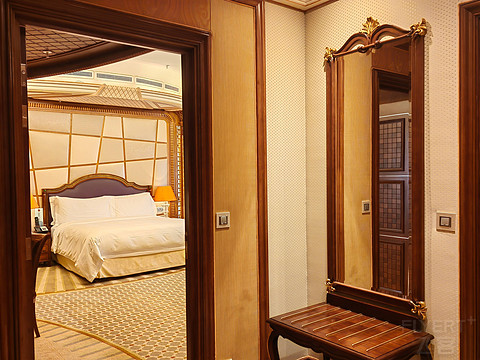 白袍拂过金樽影，红海潮生琉璃厅-行政海景单卧套房@The Ritz-Carlton, Jeddah