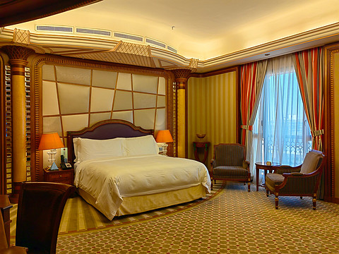 白袍拂过金樽影，红海潮生琉璃厅-行政海景单卧套房@The Ritz-Carlton, Jeddah