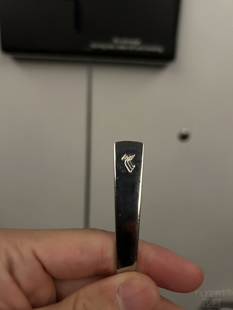 新航伴我成长新航助我旅行新航帮我救赎-新加坡航空通航中国40年快乐