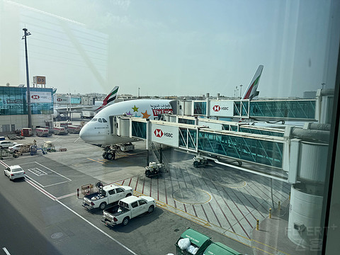 阿联酋航空A380头等舱:迪拜DXB-香港HKG