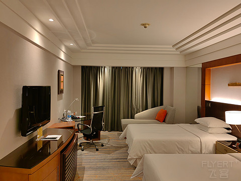 鹭江霞落熔金处，明珠千斛缀星图@Sheraton Xiamen Hotel