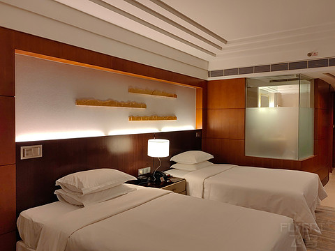 鹭江霞落熔金处，明珠千斛缀星图@Sheraton Xiamen Hotel